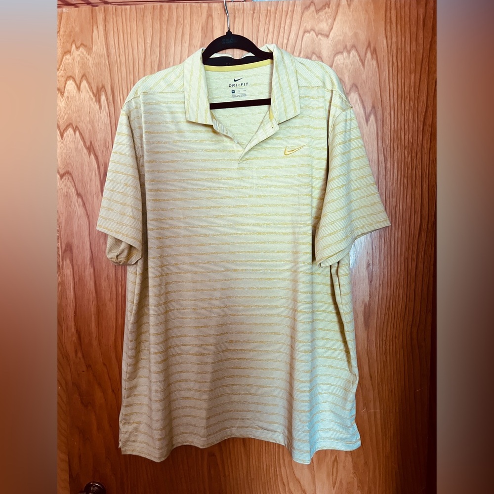 Men’s Nike Golf Polo Size XXL